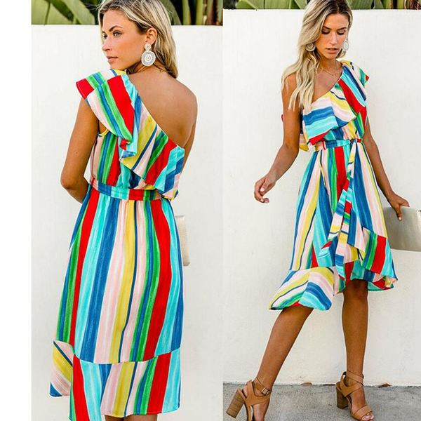 Modern női nyári ruha aszimmetrikus modell két színben