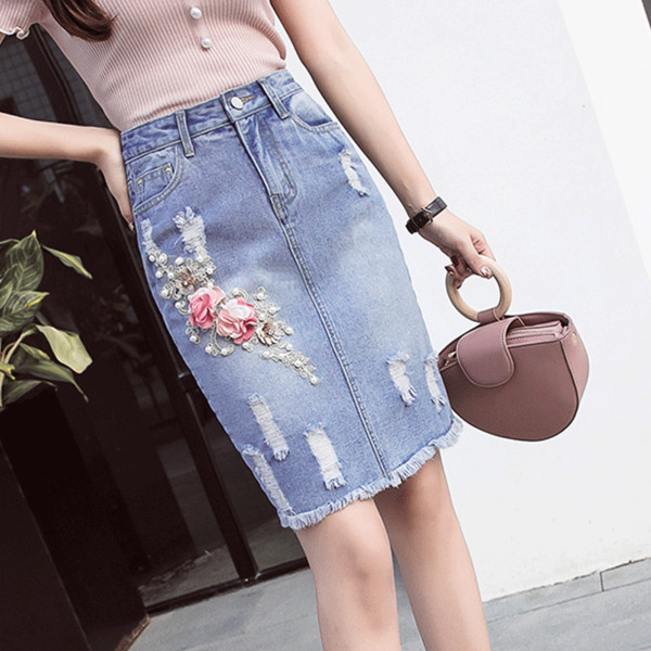 Modern női farmerszoknya 3D elemekkel