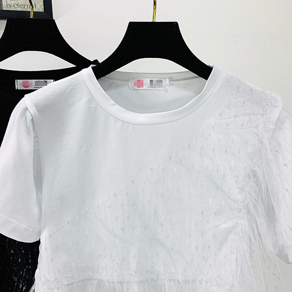 Modern női blúz fehér és fekete színben O-nyakkal és tüllvel