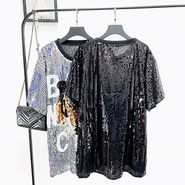 Modern női blúz fekete és ezüst flitterekkel