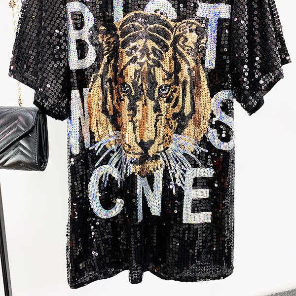 Modern női blúz fekete és ezüst flitterekkel