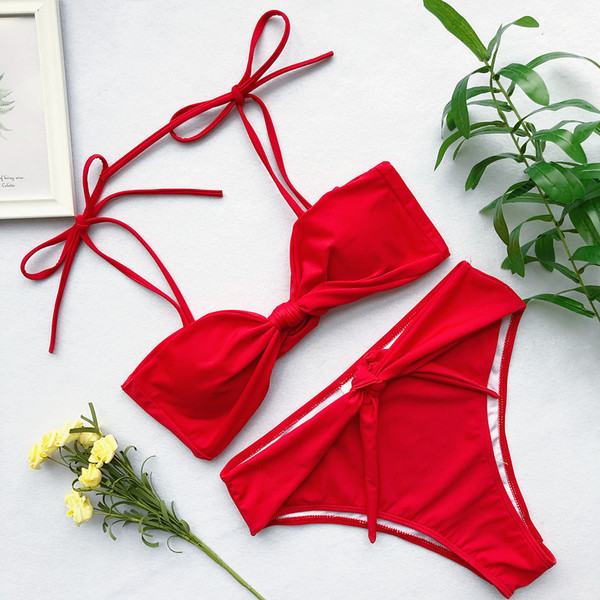 Modern kétrészes fürdőruha magas derékkal, öt színben