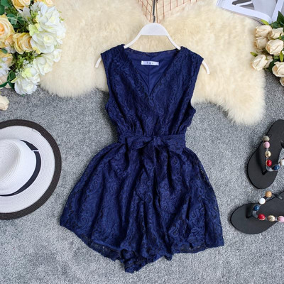 Női csipke kombiné V-nyakkal, több színben