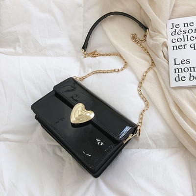 Geantă de damă elegantă din piele lăcuită, în patru culori, cu închidere din metal și mâner lung din metal