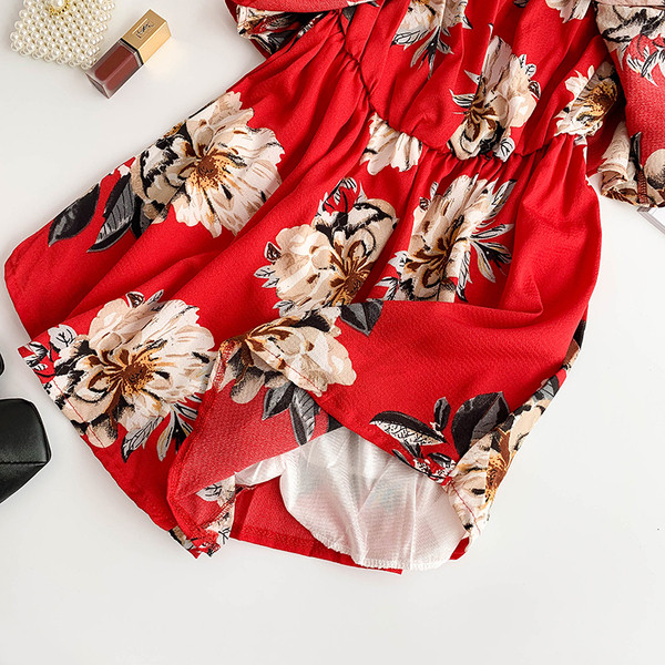 Virágos motívumú női nyári overall, három színben