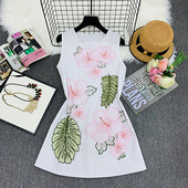 Rochie de dama eleganta cu broderie si motiv floral in mai multe culori