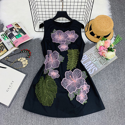 Rochie de dama eleganta cu broderie si motiv floral in mai multe culori