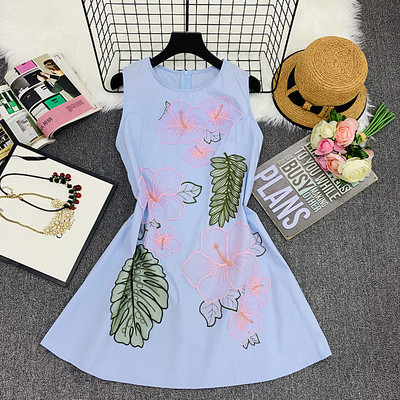 Rochie de dama eleganta cu broderie si motiv floral in mai multe culori