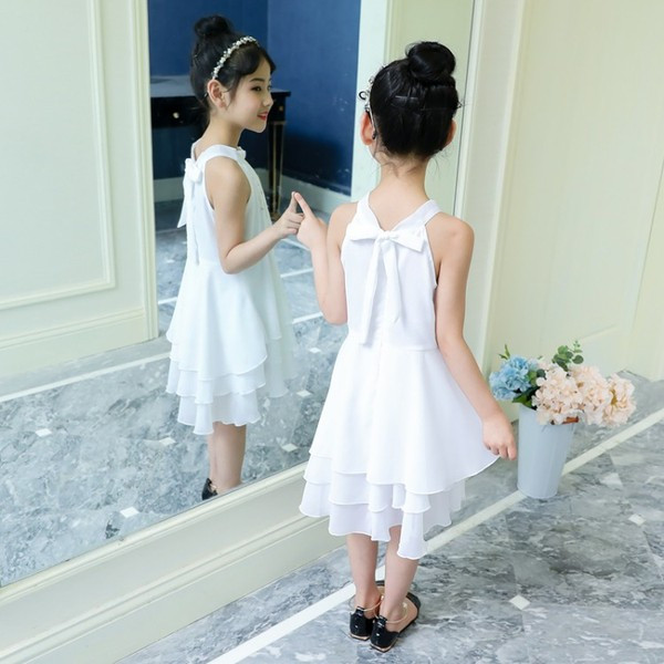 Stílusos gyerekruha három színben, gyöngy elemekkel