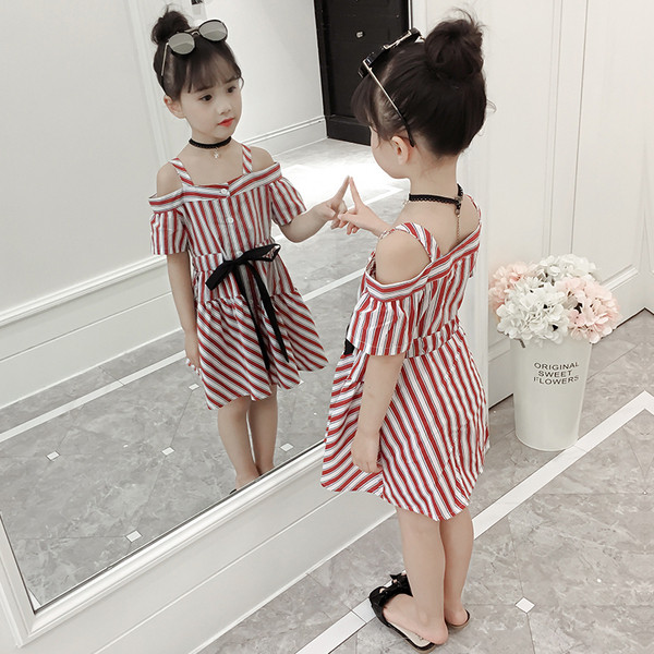 Modern gyerekruha gombokkal és szalaggal - két színben