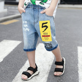 Modern, rövid gyerekfarmer fiúknak felirattal