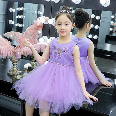 Gyerekruha két színben tüllel és hímzéssel