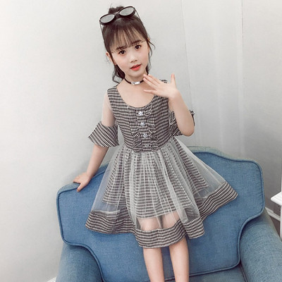 Gyermekruha két színben, rövid ujjal és gombbal