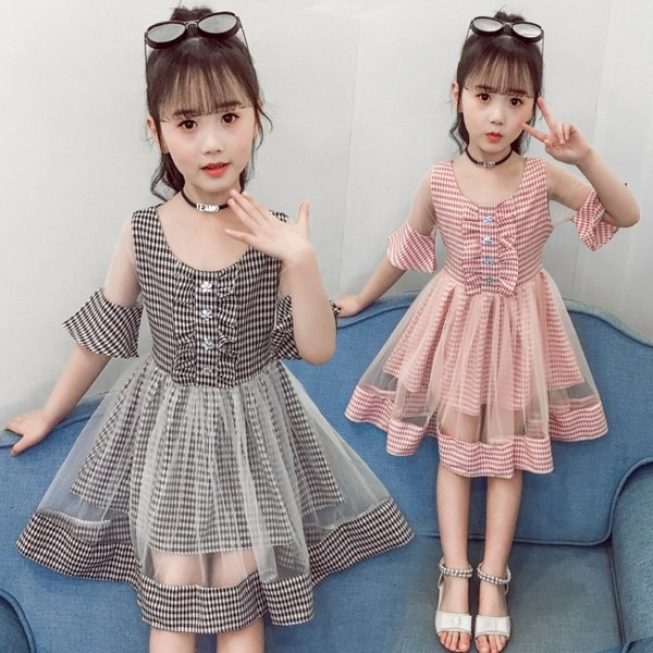 Gyermekruha két színben, rövid ujjal és gombbal