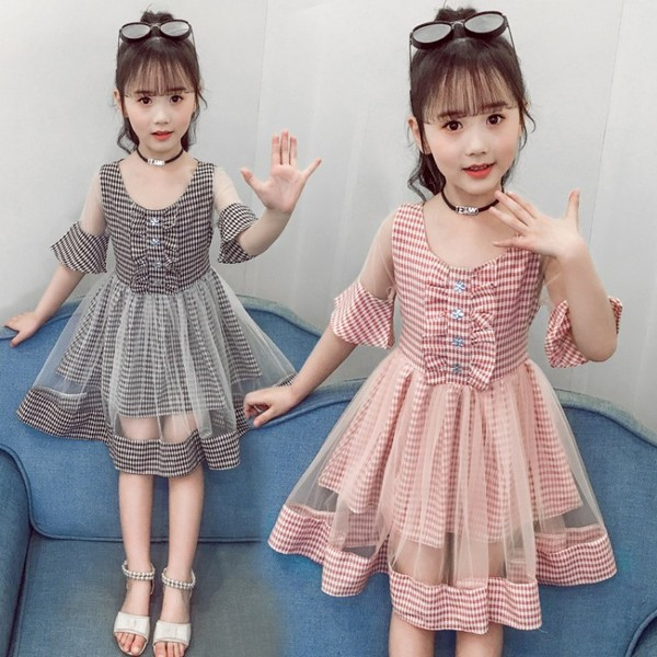 Gyermekruha két színben, rövid ujjal és gombbal