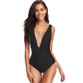 Ολόσωμο γυναικείο μαγιό  με βαθύ ντεκολτέ σε μαύρο, λευκό και κόκκινο χρώμα