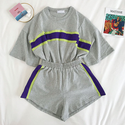 Kétrészes sport-napi női szett szegéllyel