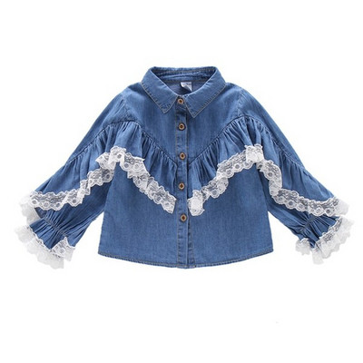 Stílusos gyereking lányoknak gombokkal és csipkével