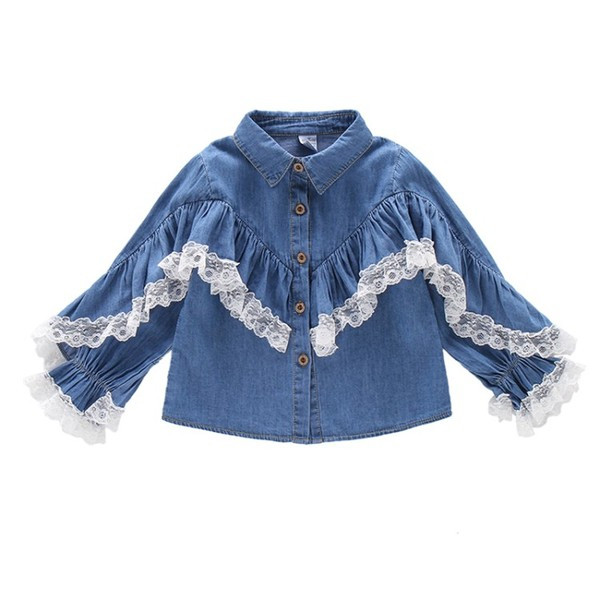 Stílusos gyereking lányoknak gombokkal és csipkével