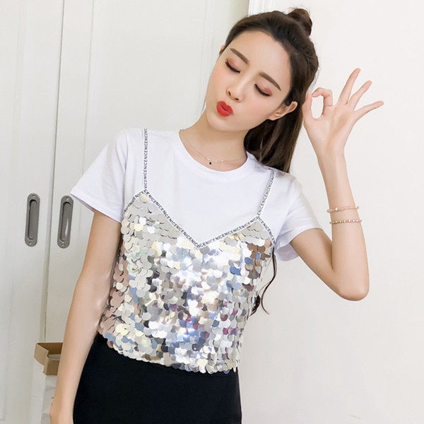 Aktuális női blúz rövid ujjal, fehér flitterekkel