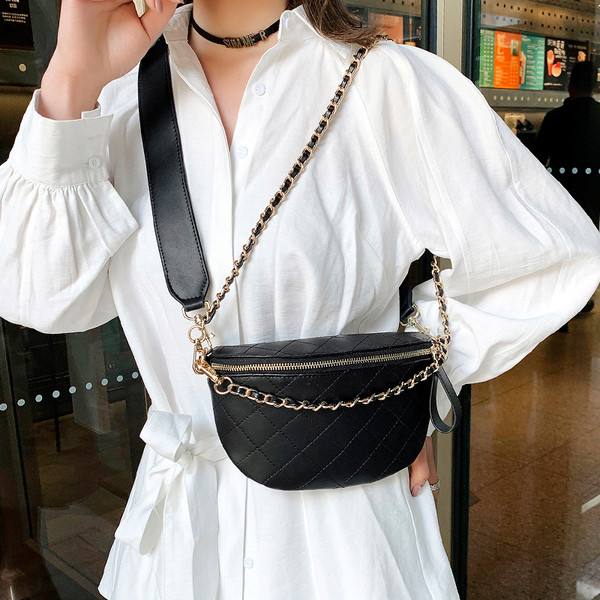 Modern női táska öt színű öko bőrből, fém láncokkal