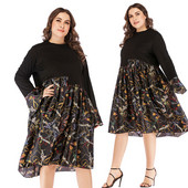 Modern női ruha hosszú ujjú fekete színben