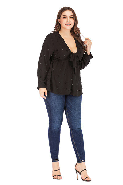 Alkalmi női blúz V-nyakkal, fekete színben