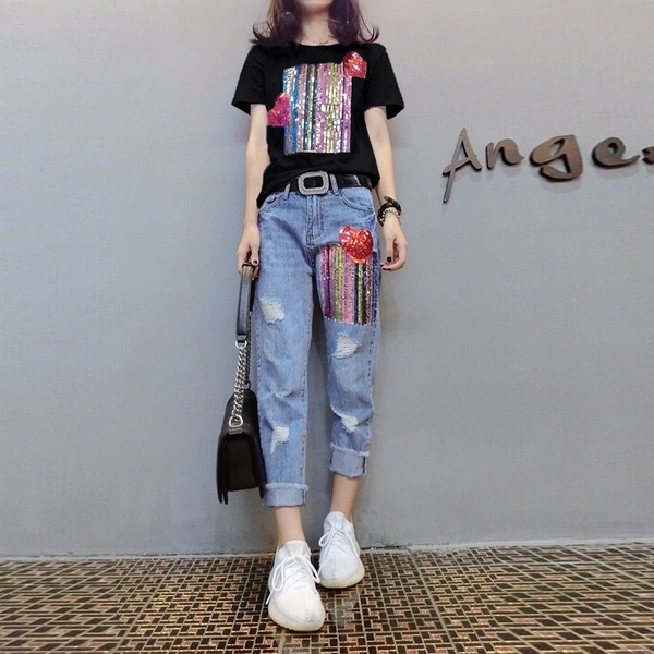 Aktuális női szett két részből - póló és farmer elemmel - flitterekkel