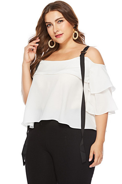 Καθημερινό γυναικείο μπλουζάκι σε λευκό χρώμα