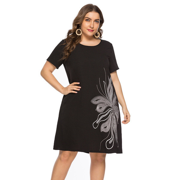 Alkalmi női ruha fekete rátéttel