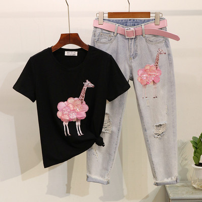 Set modern pentru femei din două părți - tricou și blugi cu element 3D