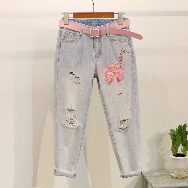 Set modern pentru femei din două părți - tricou și blugi cu element 3D