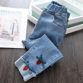 Új modell gyerekfarmer lányoknak hímzéssel