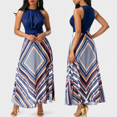 Modern női ruha csupasz vállú kék színben