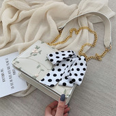 Geanta de dama eleganta cu broderie din piele ecologica in patru culori