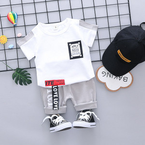 Modern gyerek nadrág és blúz szett fiúknak