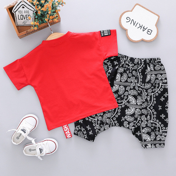 Set copii model nou in trei culori pentru baieti