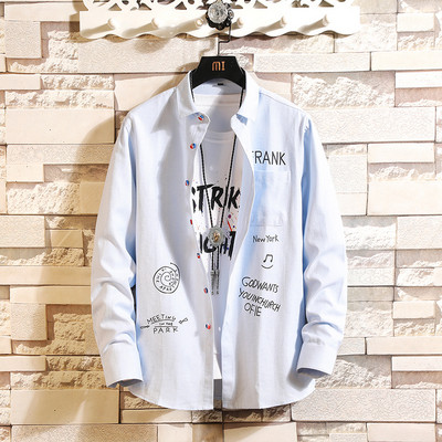 Modern férfi ing három színben feliratokkal és zsebbel