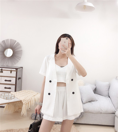 Set de top, pantaloni scurți și jachetă elegant pentru femei în trei culori