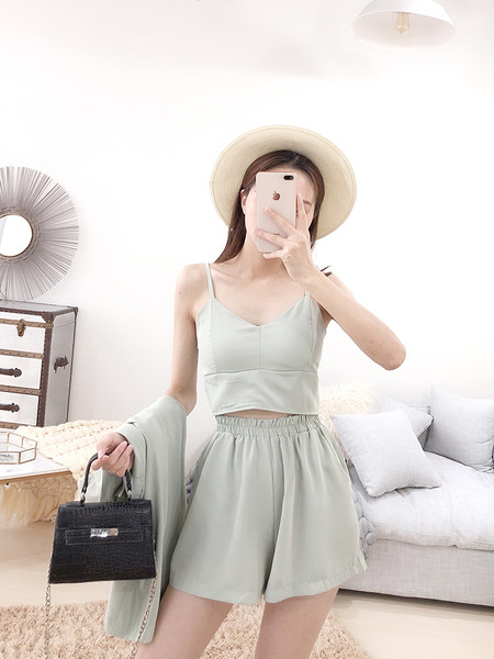 Set de top, pantaloni scurți și jachetă elegant pentru femei în trei culori