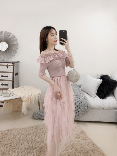 Modern női ruha csupasz váll és tüll három színben