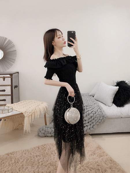 Modern női ruha csupasz váll és tüll három színben