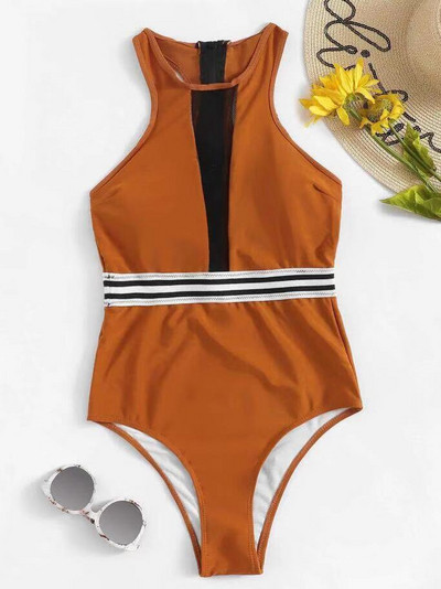 Costum de baie la modă în mai multe culori