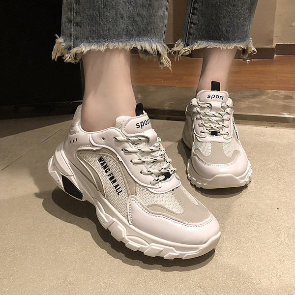 Női sportcipő vastag talppal, többféle színben