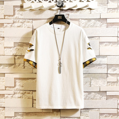 Modern férfi póló fekete-fehér színben, O-nyakkal