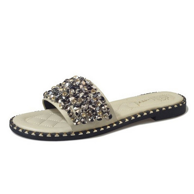Női papucs három színben, fém díszítéssel