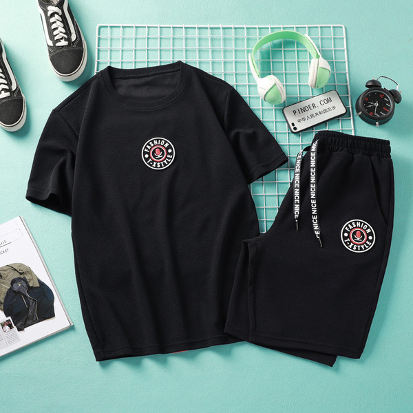 Ανδρικό μοντέρνο σετ σε δύο χρώματα 