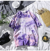 Férfi póló három színben O-nyakkal és feliratokkal