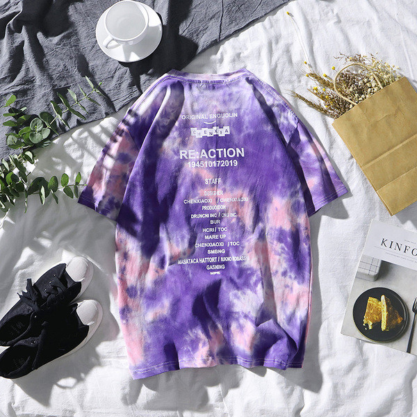 Férfi póló három színben O-nyakkal és feliratokkal