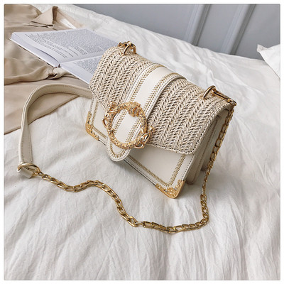 Geanta de dama eleganta cu inchidere metalica in mai multe culori